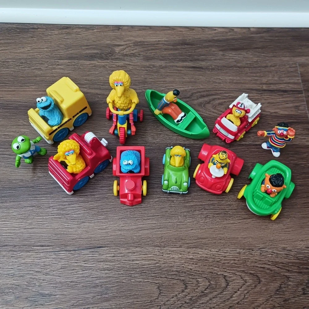 Vintage Sesame Street Toy Vehicle Lot Big Bird Cookie Monster Bert Ernie Kermit